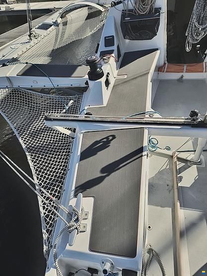 Farrier F32R-S folding trimaran
