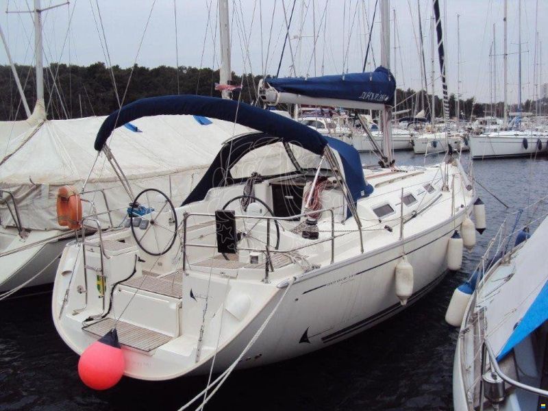 Dufour 385