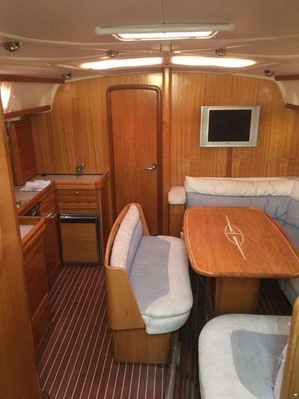 Bavaria C42