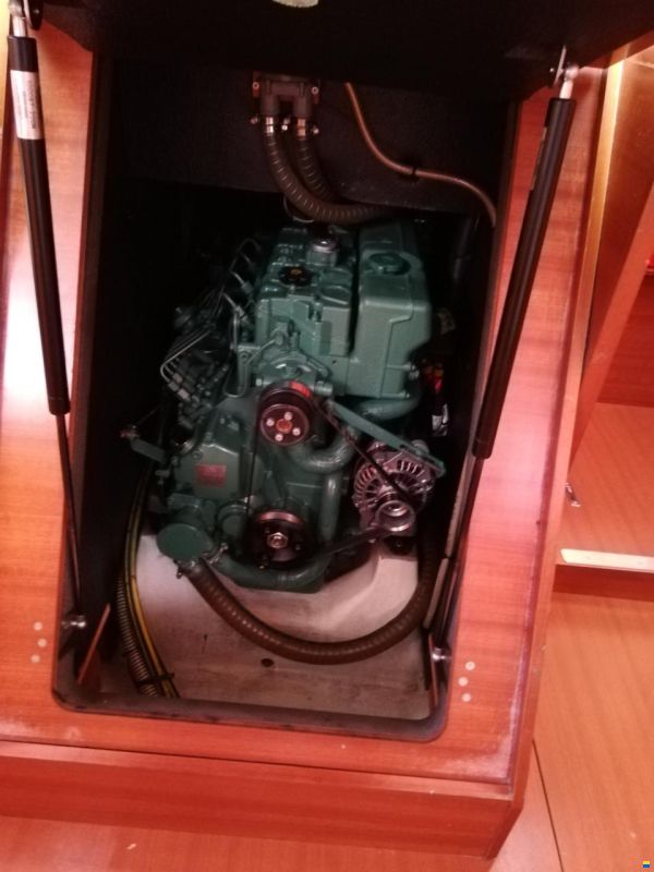 Dufour 450