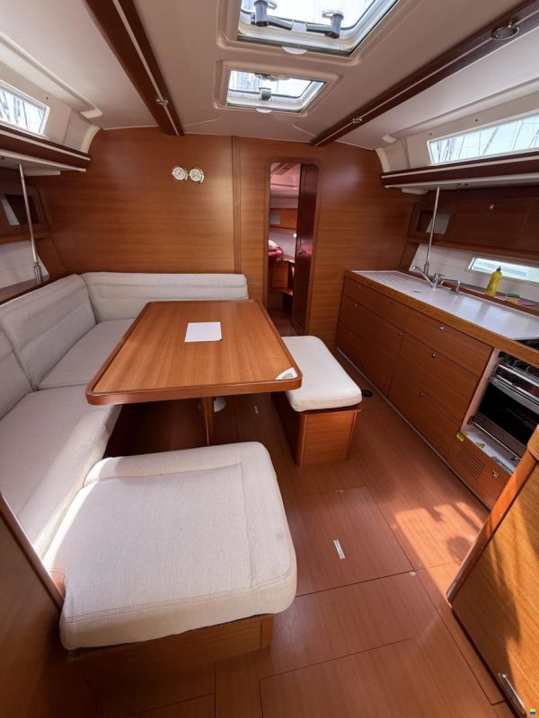 Dufour 450