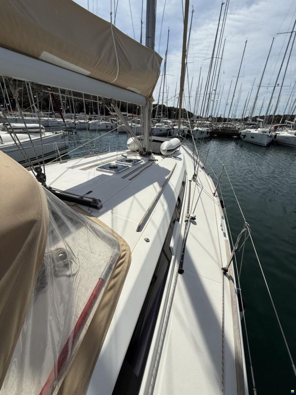 Dufour 450