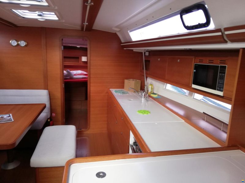 Dufour 450