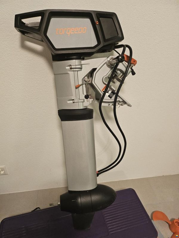 Torqeedo Cruise 2.0 ts et batterie Power 24-3500