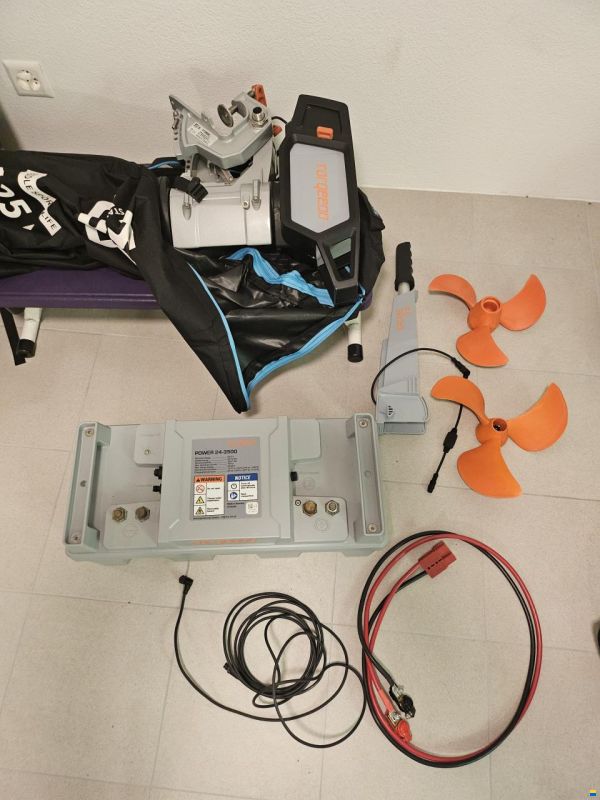 Torqeedo Cruise 2.0 ts et batterie Power 24-3500