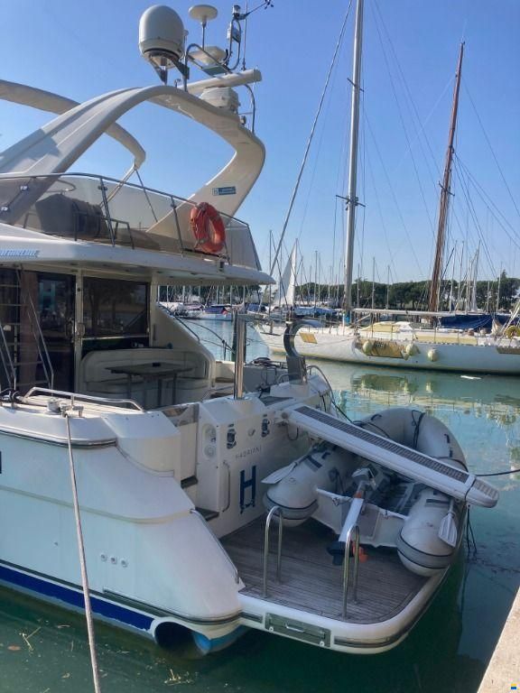 Fairline SQUADRON 62