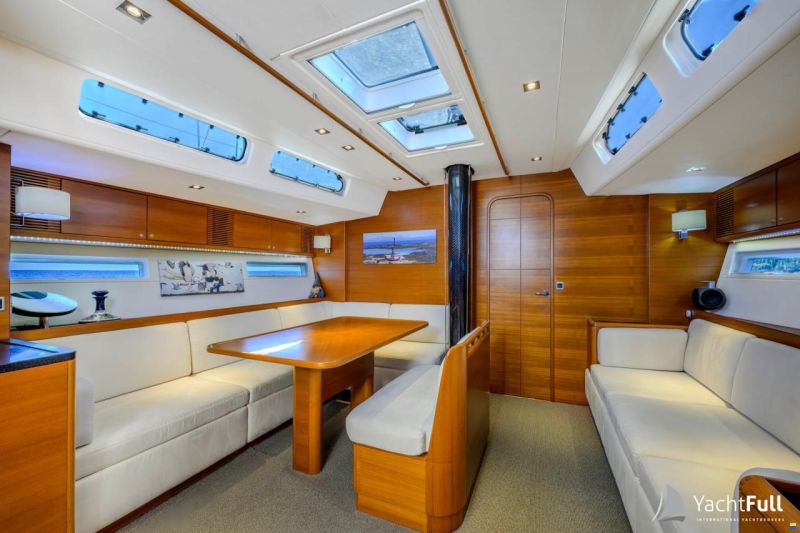 X-Yachts X-65