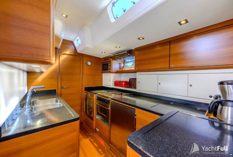 X-Yachts X-65