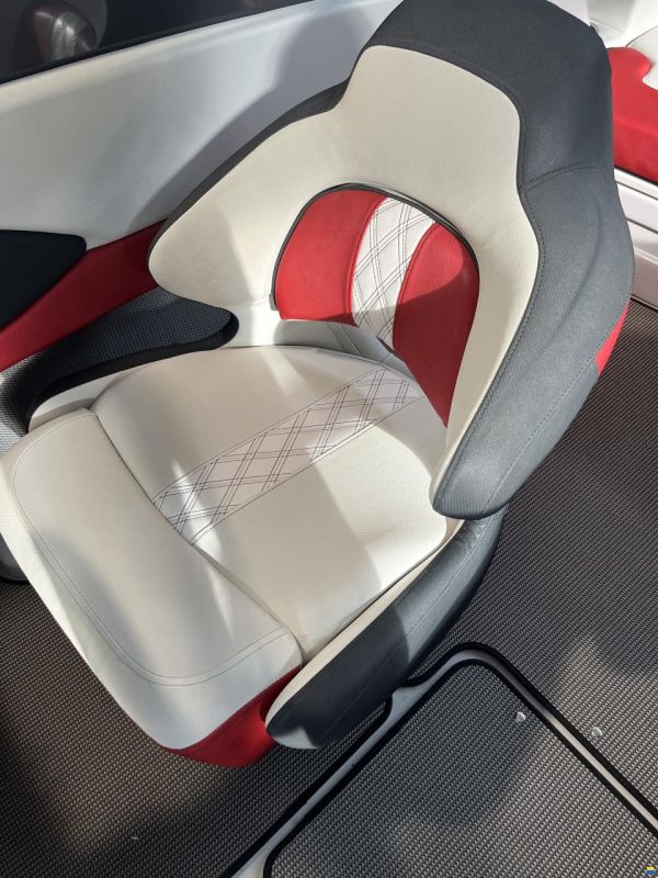 Glastron GTS 205