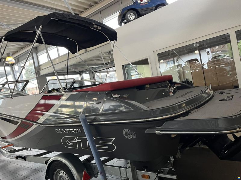Glastron GTS 205
