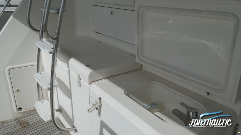Riviera 47