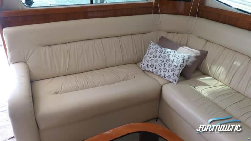 Riviera 47