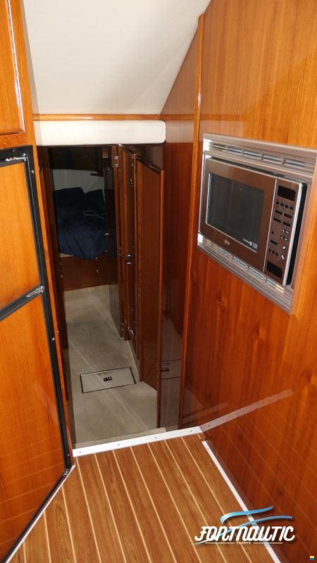 Riviera 47