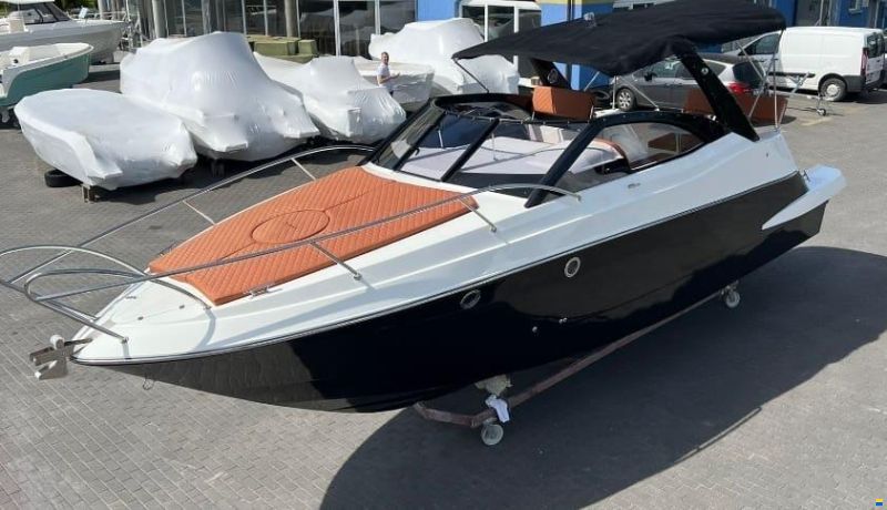 Massiv Boats Cabin 29