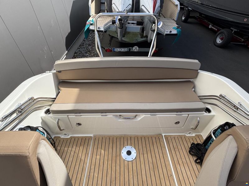 Quicksilver Activ 605 Cruiser