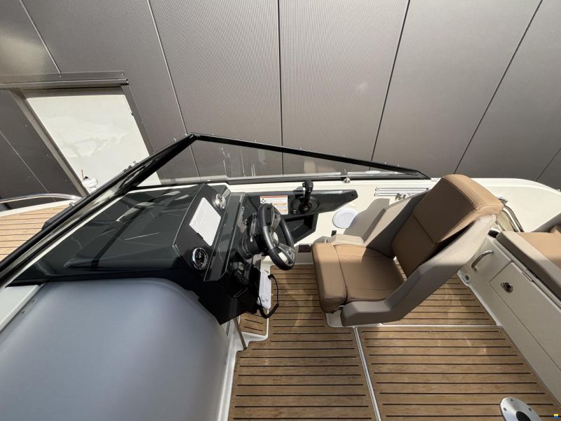 Quicksilver Activ 605 Cruiser
