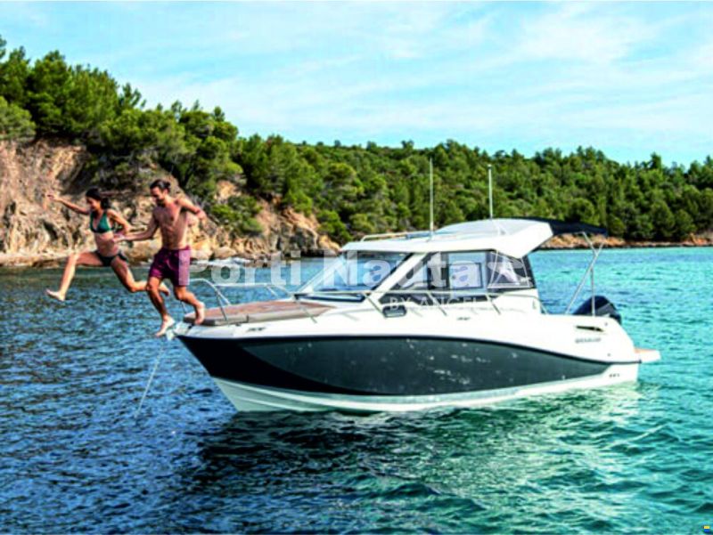 Quicksilver Activ 675 Weekend