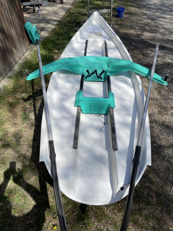 sportliches Ruderboot
