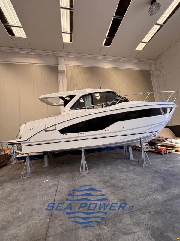 Beneteau Antares 9 md.2025
