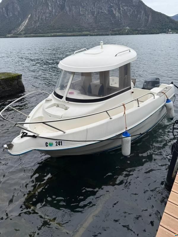 Quicksilver Pilot House