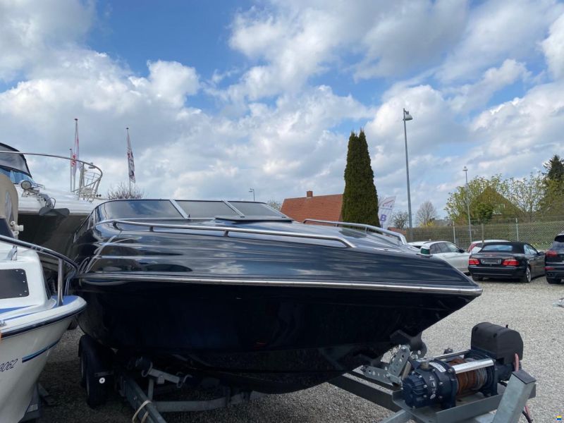 Crownline 225CR