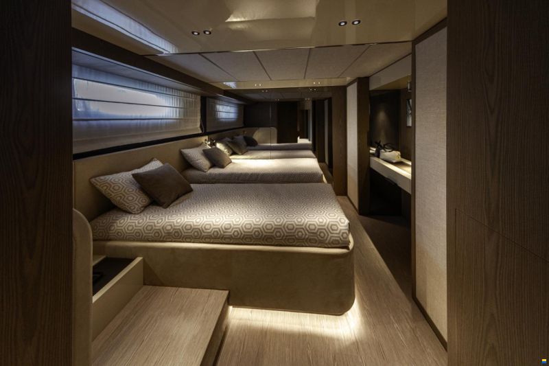 Invictus ST 550