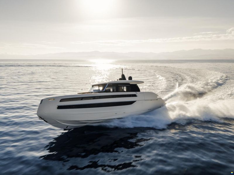 Invictus ST 550