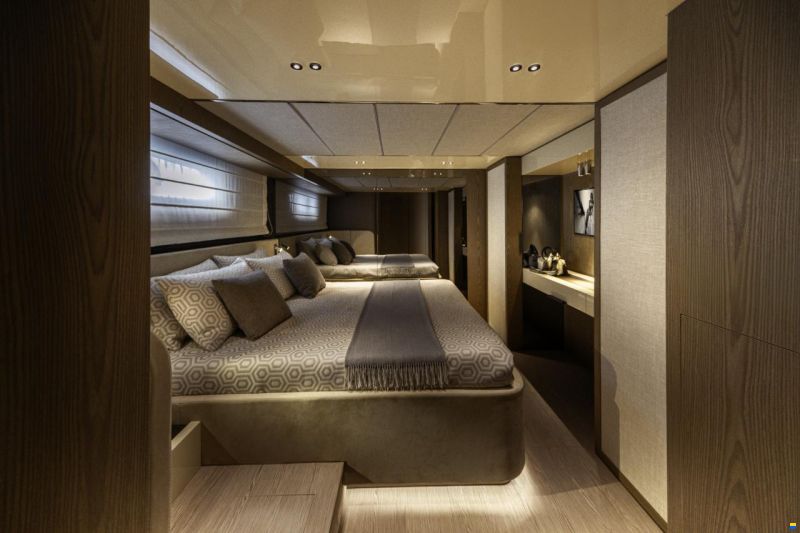 Invictus ST 550