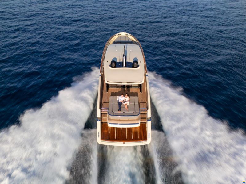 Invictus ST 550