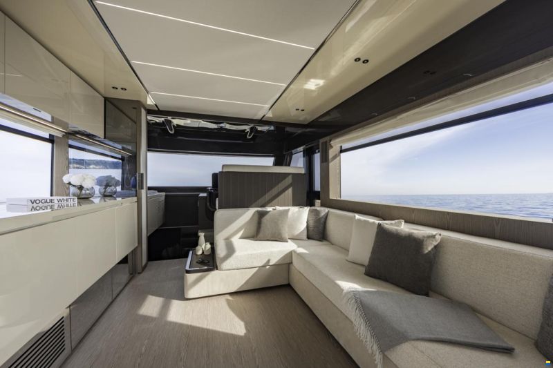Invictus ST 550