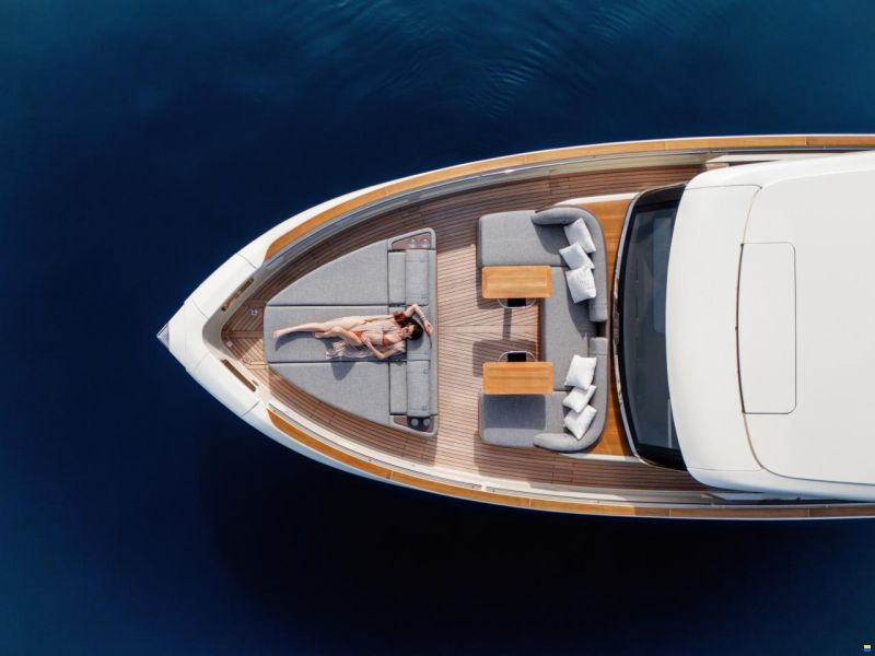 Invictus ST 550