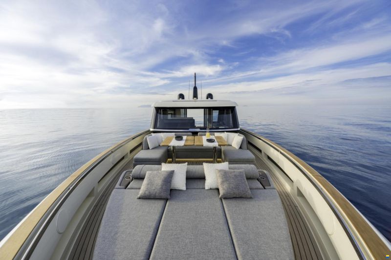 Invictus ST 550
