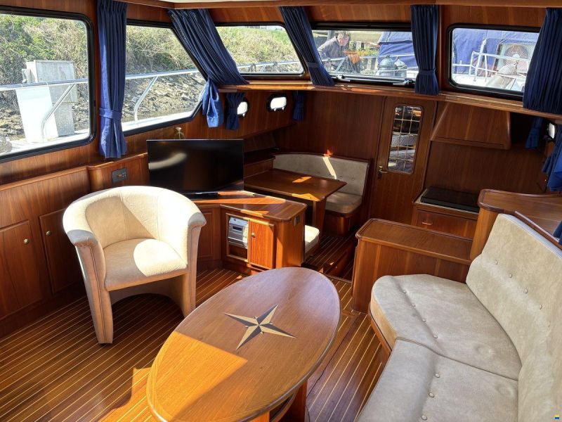 Explorer 45