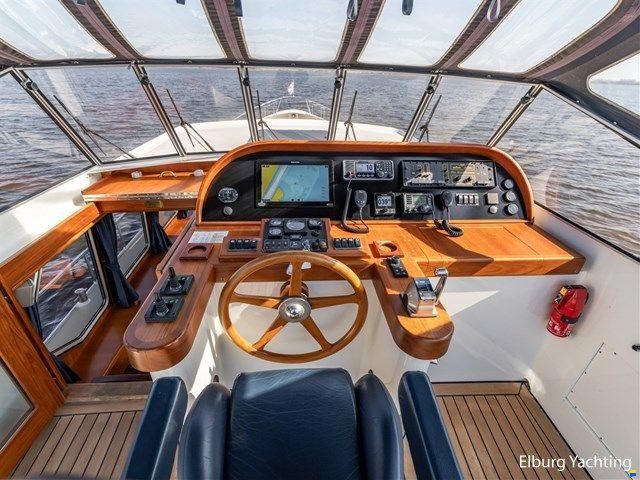Holterman 48 - Trawler - Stabilizers