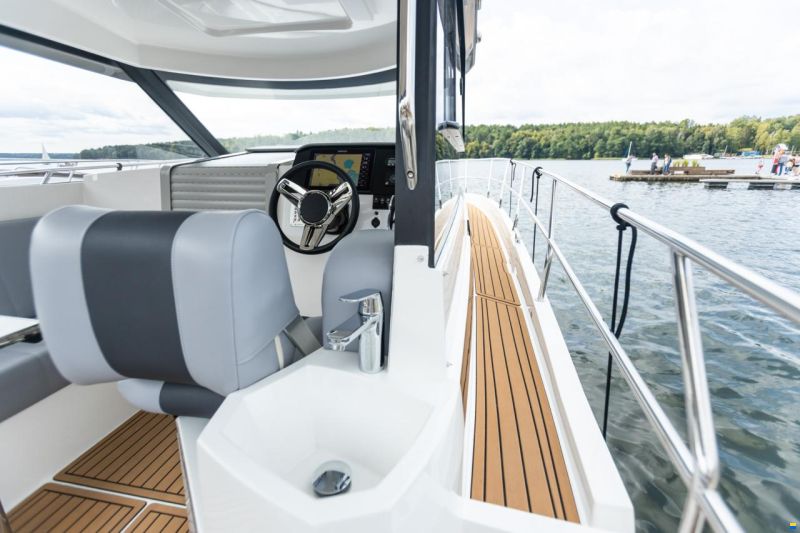 Mazuria Nautic 990