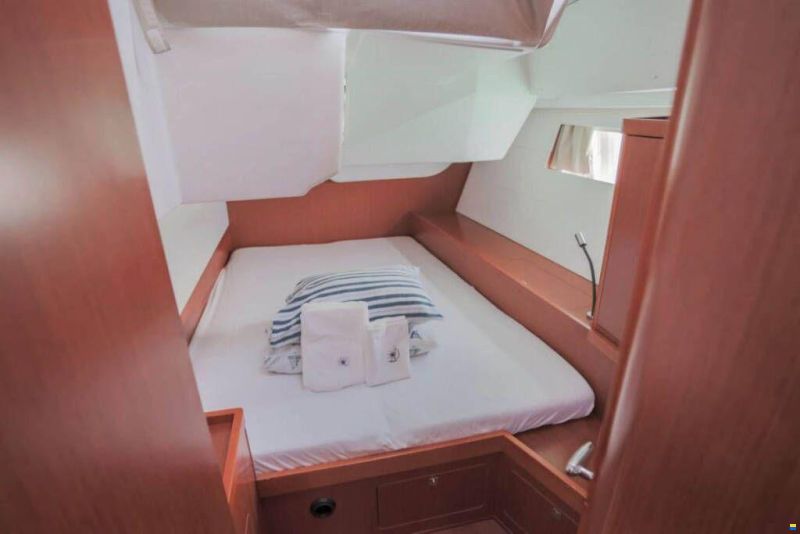 Beneteau Oceanis 48