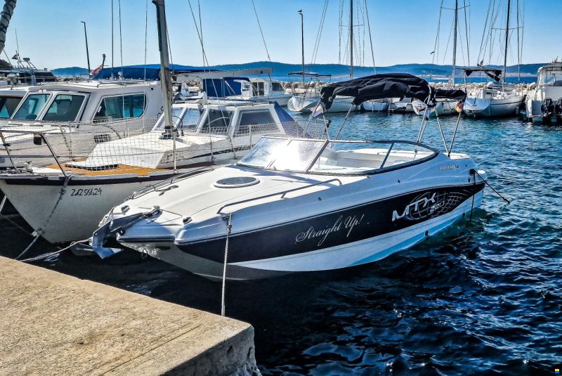 Rinker 220 MTX-C