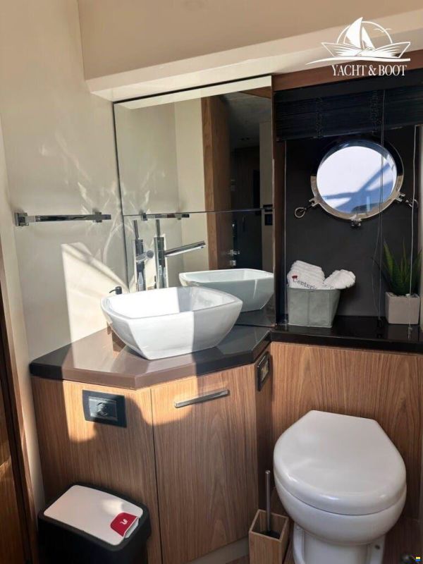 Sessa Marine F 54