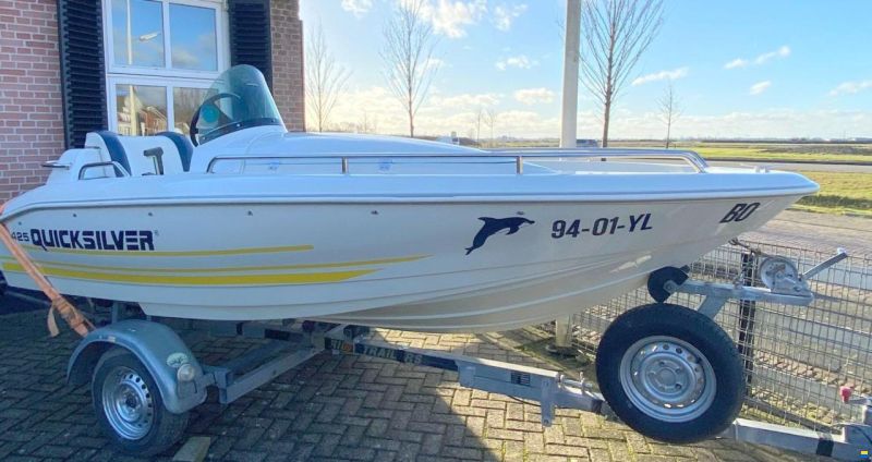 Quicksilver 425 Open