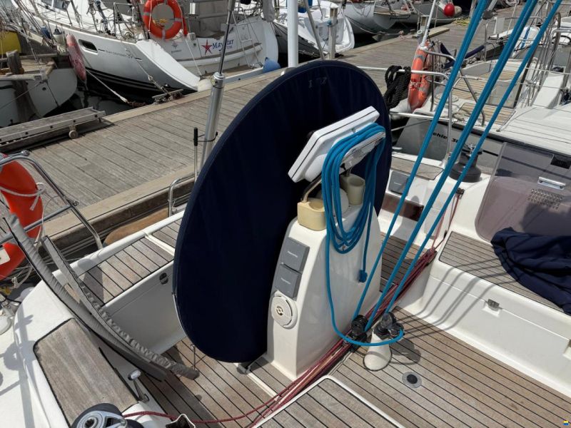 Dufour 40