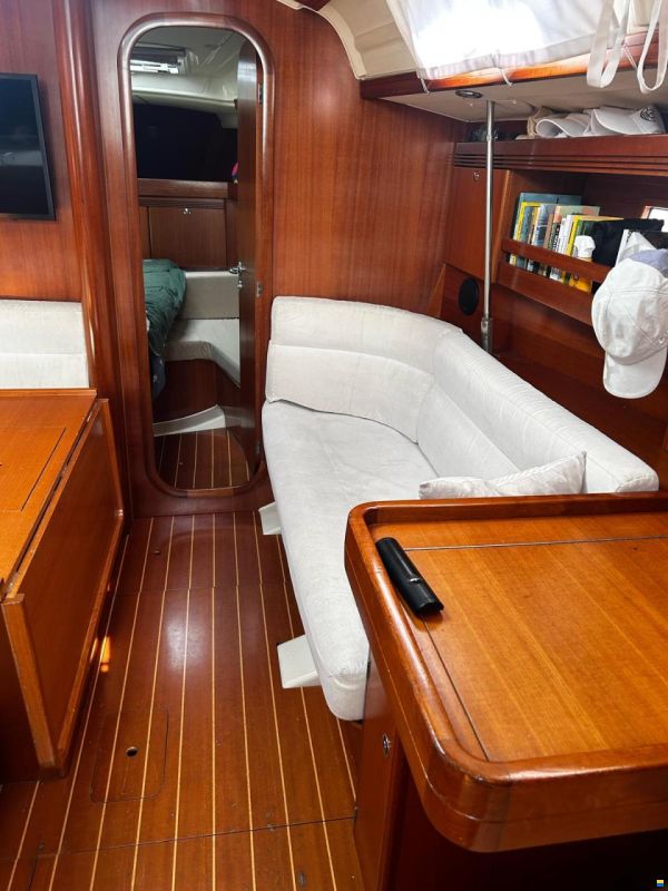Dufour 40