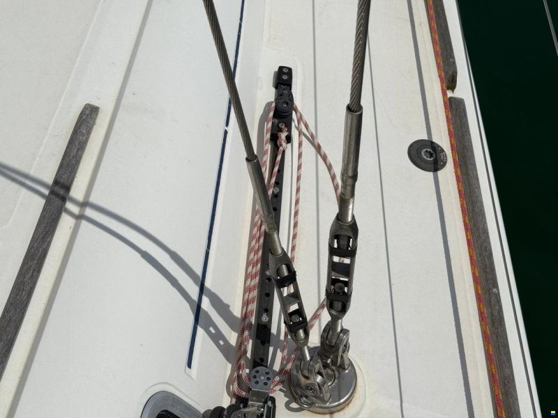 Dufour 40