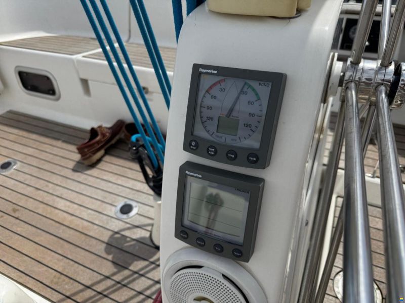 Dufour 40
