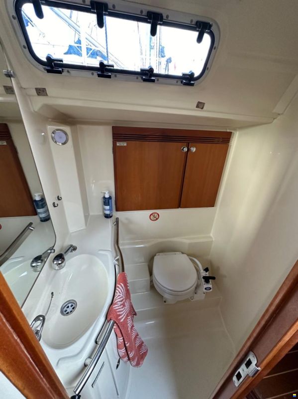 Dufour 40