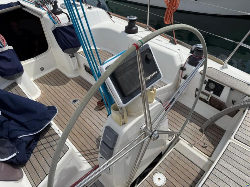 Dufour 40
