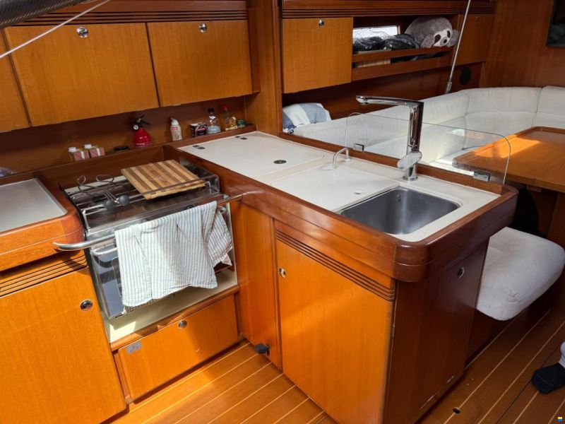 Dufour 40