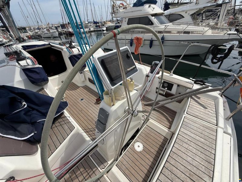 Dufour 40