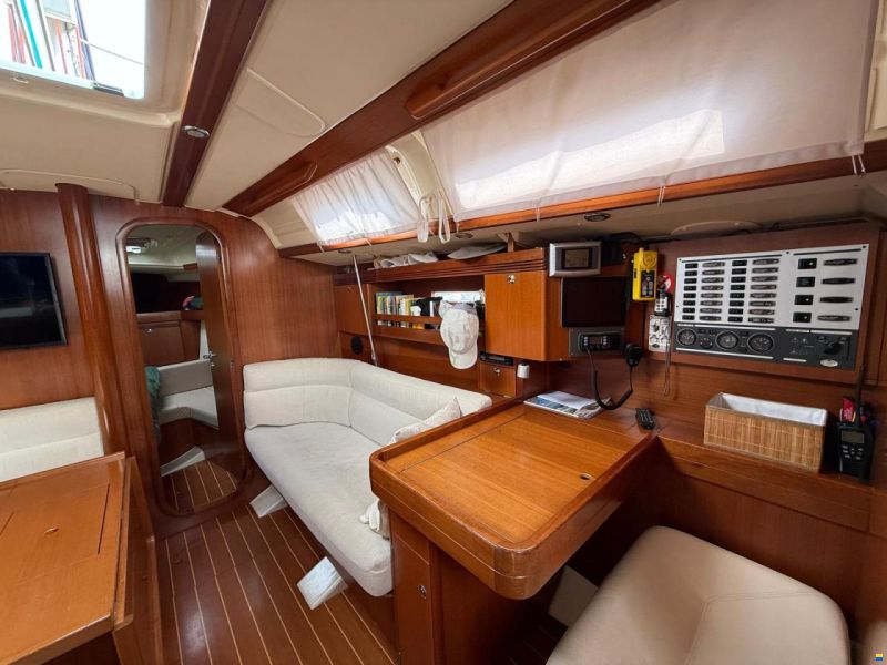 Dufour 40