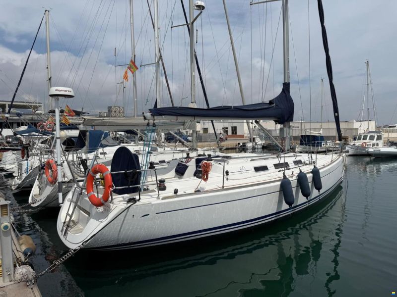 Dufour 40
