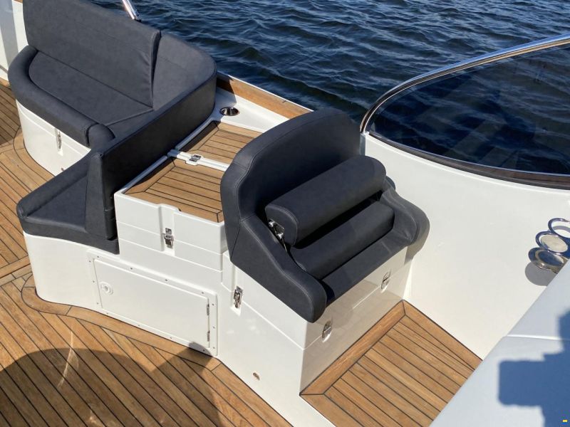 Oud Huijzer 700 Cabine